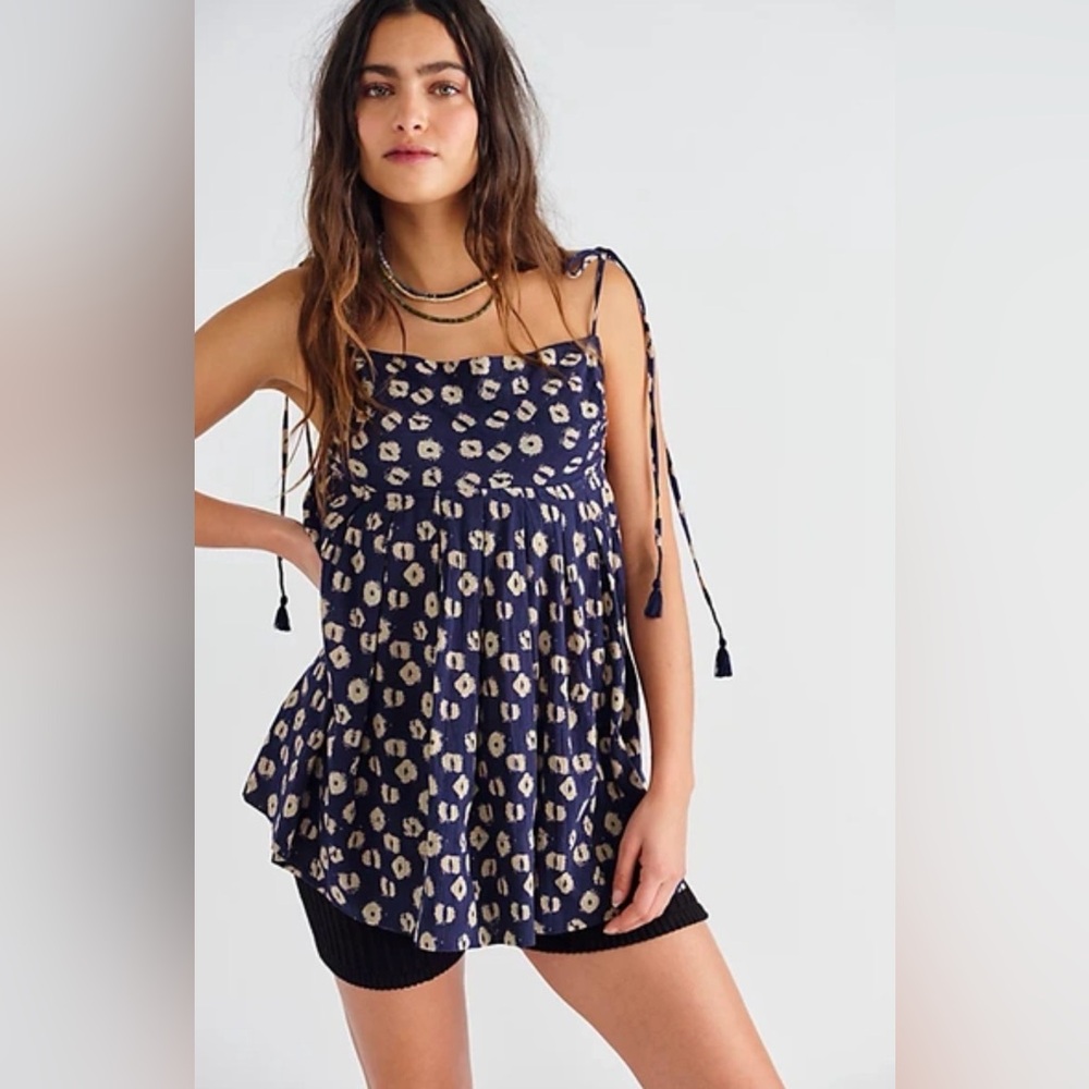 Free People Floral Indigo Molly Tunic Boho Babydoll Top Navy Cream Women’s Large - Picture 7 of 10